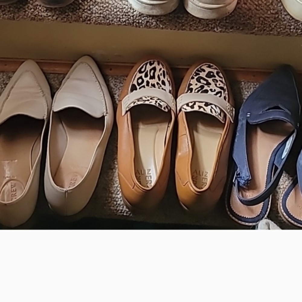 4 @SRENN Tan and Brown Flats with Classic Slip-On Design